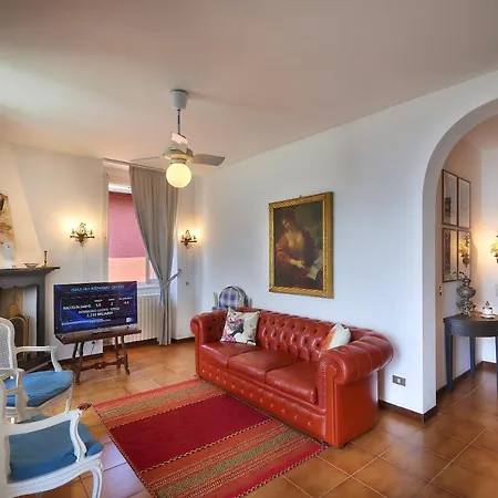 Casa Balcony Apartment *