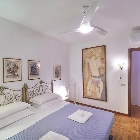 Appartamento Casa Balcony Varenna